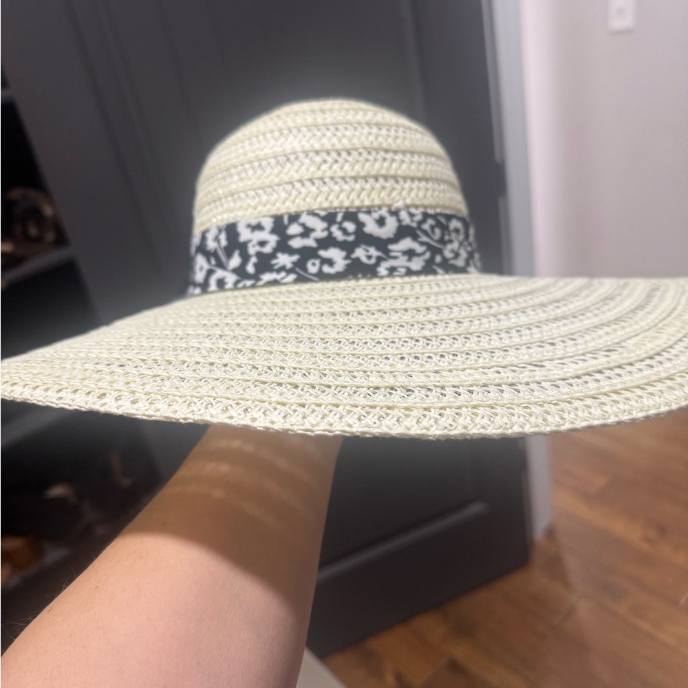 women’s summer beach hat